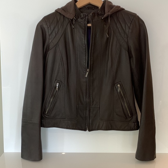 Cole Haan genuine leather jacket with detachable cotton jersey hood. ✨LIKE NEW✨ - Picture 3 of 15